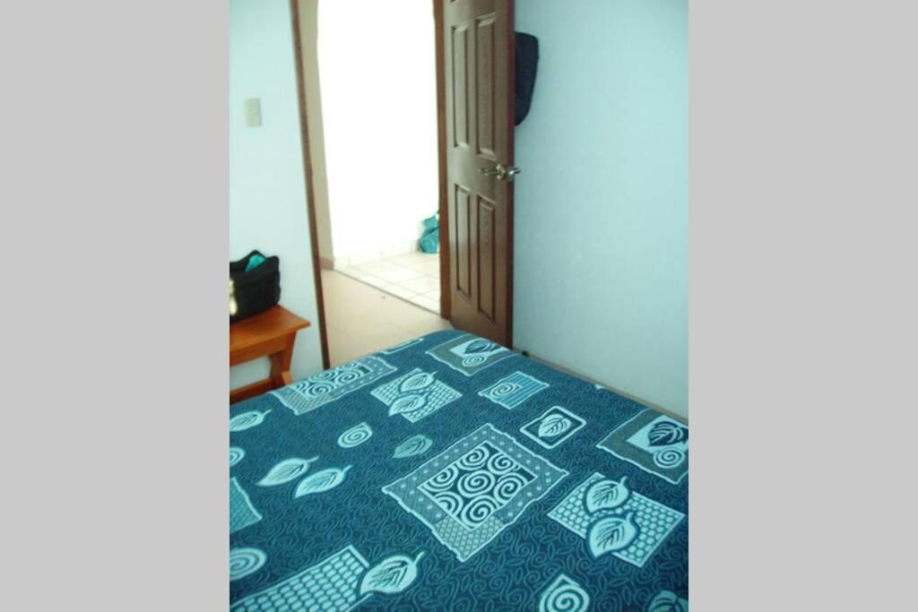 Casa Cerca Del Centro De Moreliaヴィラ エクステリア 写真